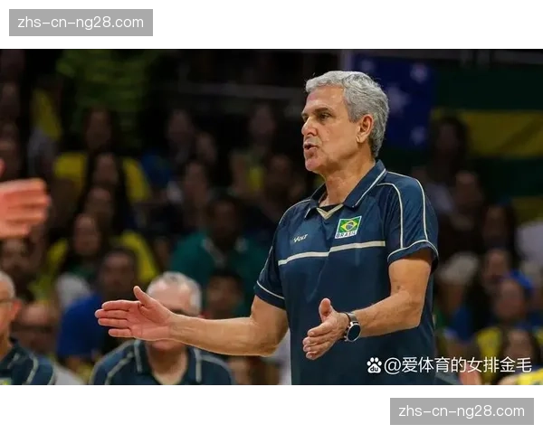 吉马良斯坐稳巴西中场攻防枢纽,其全能表现将是桑巴军团战术基石。 吉马良斯坐稳巴西中场攻防枢纽,其全能表现将是桑巴军团战术基石。